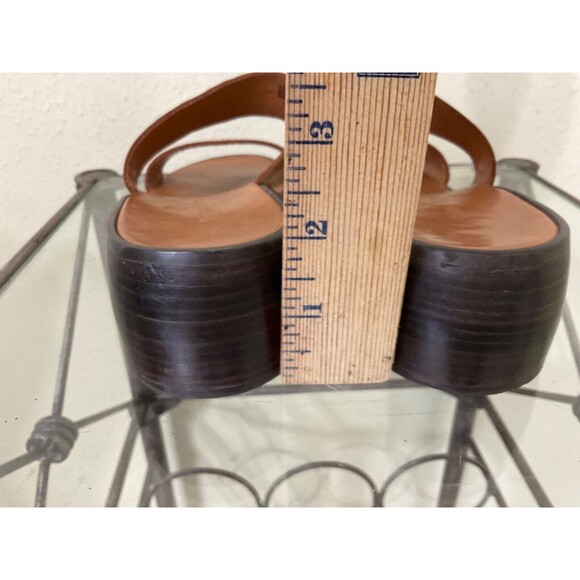 Etienne Aigner Leather Sandals women’s size 8.5 Tan Wedge Heel Slides - Picture 9 of 11